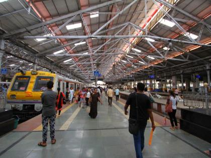 Mumbai: Local train services on harbour line from CSMT resumes after brief disruption | Mumbai: Local train services on harbour line from CSMT resumes after brief disruption