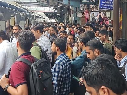 Mumbai: Man Arrested for Molesting 19-Year-Old Woman Onboard Local Train at Dadar Station | Mumbai: Man Arrested for Molesting 19-Year-Old Woman Onboard Local Train at Dadar Station