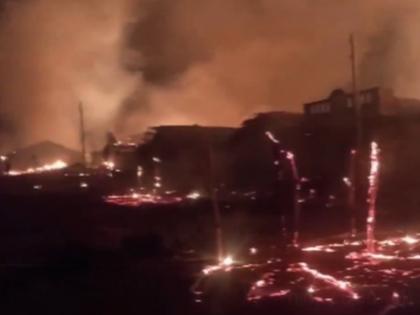 Dahod Fire: Massive Blaze Engulfs 15 Houses in Chilakota Village (Watch Video) | Dahod Fire: Massive Blaze Engulfs 15 Houses in Chilakota Village (Watch Video) Dahod Fire: Massive Blaze Engulfs 15 Houses in Chilakota Village (Watch Video) | Dahod Fire: Massive Blaze Engulfs 15 Houses in Chilakota Village (Watch Video)