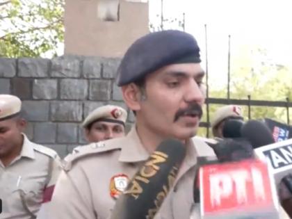 Delhi Bomb Threats: More Than 60 Delhi-NCR Schools Get Threats, LG VK Saxena Asks Commissioner for Detailed Report | Delhi Bomb Threats: More Than 60 Delhi-NCR Schools Get Threats, LG VK Saxena Asks Commissioner for Detailed Report Delhi Bomb Threats: More Than 60 Delhi-NCR Schools Get Threats, LG VK Saxena Asks Commissioner for Detailed Report | Delhi Bomb Threats: More Than 60 Delhi-NCR Schools Get Threats, LG VK Saxena Asks Commissioner for Detailed Report