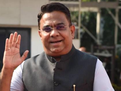 Big Blow To Samajwadi Party in Maharashtra: Bhiwandi East MLA Rais Shaikh Resigns | Big Blow To Samajwadi Party in Maharashtra: Bhiwandi East MLA Rais Shaikh Resigns