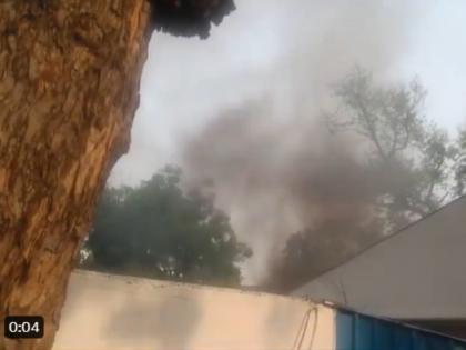 Delhi: Fire Breaks Out at BJP Office on Pandit Pant Marg; Watch Video | Delhi: Fire Breaks Out at BJP Office on Pandit Pant Marg; Watch Video