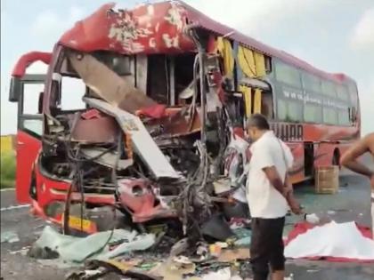 Delhi-Mumbai Expressway Accident: Driver Killed, Passengers Injured After Bus Collides With Container in Alwar | Delhi-Mumbai Expressway Accident: Driver Killed, Passengers Injured After Bus Collides With Container in Alwar