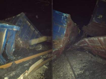 Maharashtra: 20 wagons of coal-laden goods train derail in Amravati | Maharashtra: 20 wagons of coal-laden goods train derail in Amravati