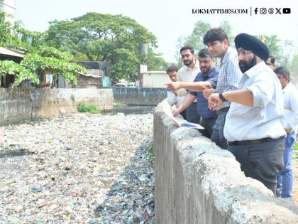 Mumbai Monsoon Season 2025: BMC Accelerates Drain Cleaning, Deadline Set for May 31 | Mumbai Monsoon Season 2025: BMC Accelerates Drain Cleaning, Deadline Set for May 31 Mumbai Monsoon Season 2025: BMC Accelerates Drain Cleaning, Deadline Set for May 31 | Mumbai Monsoon Season 2025: BMC Accelerates Drain Cleaning, Deadline Set for May 31