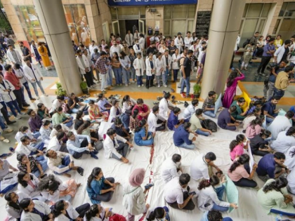 Maharashtra Doctors Launch Statewide Strike Over MMC’s Allopathy Decision | Maharashtra Doctors Launch Statewide Strike Over MMC’s Allopathy Decision