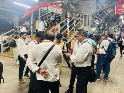 Watch: Central Railway cracks down on ticketless passengers at Kalyan station, collects ₹16.85 lakh in fines | Watch: Central Railway cracks down on ticketless passengers at Kalyan station, collects ₹16.85 lakh in fines