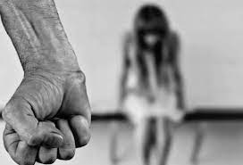 Maharashtra: Teenage girl hangs self to death, accuses father of sex abuse | Maharashtra: Teenage girl hangs self to death, accuses father of sex abuse Maharashtra: Teenage girl hangs self to death, accuses father of sex abuse | Maharashtra: Teenage girl hangs self to death, accuses father of sex abuse