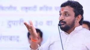 NCP MLA Amol Mitkari assures will be careful hereon, unknown man inside Maha Council turns out to be BJP MLC | NCP MLA Amol Mitkari assures will be careful hereon, unknown man inside Maha Council turns out to be BJP MLC