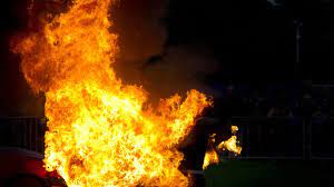 Thane: Fire breaks out in hospital, no casualties reported | Thane: Fire breaks out in hospital, no casualties reported Thane: Fire breaks out in hospital, no casualties reported | Thane: Fire breaks out in hospital, no casualties reported