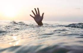 Maharashtra: 21-year old man drowns at Vasai beach | Maharashtra: 21-year old man drowns at Vasai beach