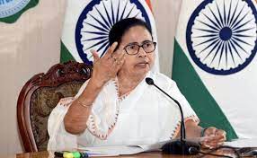 Bombay HC refuses to grant any relief to Mamata Banerjee in disrespect of national anthem complaint | Bombay HC refuses to grant any relief to Mamata Banerjee in disrespect of national anthem complaint