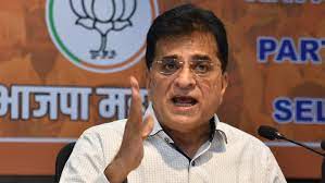 Kirit Somaiya meets Pune police commissioner over probe into attack in Feb last year | Kirit Somaiya meets Pune police commissioner over probe into attack in Feb last year