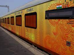 Central Railway to operate second vistadome coach to Mumbai-Goa from Apr 14 | Central Railway to operate second vistadome coach to Mumbai-Goa from Apr 14