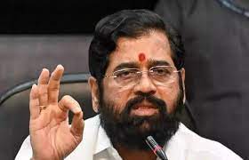Osmanabad: Maha CM Eknath Shinde inspects crops and plantations damaged in untimely rains | Osmanabad: Maha CM Eknath Shinde inspects crops and plantations damaged in untimely rains