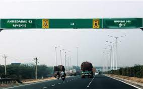 Maharashtra: Heavy vehicles banned in Palghar stretch of Mumbai-Ahmedabad highway from Apr 15-16 | Maharashtra: Heavy vehicles banned in Palghar stretch of Mumbai-Ahmedabad highway from Apr 15-16 Maharashtra: Heavy vehicles banned in Palghar stretch of Mumbai-Ahmedabad highway from Apr 15-16 | Maharashtra: Heavy vehicles banned in Palghar stretch of Mumbai-Ahmedabad highway from Apr 15-16