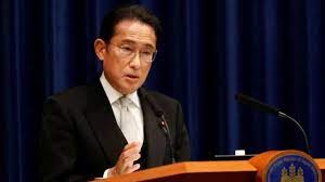Japan PM Fumio Kishida evacuated with smoke bomb, after blast at speech in Wakayama | Japan PM Fumio Kishida evacuated with smoke bomb, after blast at speech in Wakayama