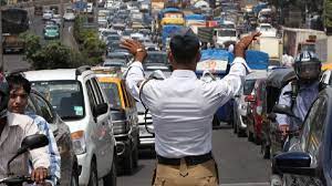 Mumbai: No traffic duty for police who are above 55 | Mumbai: No traffic duty for police who are above 55