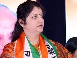 Maha women's commission chief Rupali Chakankar asks home dept to set up panel to find missing women | Maha women's commission chief Rupali Chakankar asks home dept to set up panel to find missing women
