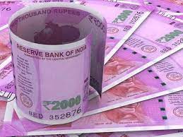 Aurangabad: Petrol pumps see increase in payments using Rs 2,000 notes | Aurangabad: Petrol pumps see increase in payments using Rs 2,000 notes Aurangabad: Petrol pumps see increase in payments using Rs 2,000 notes | Aurangabad: Petrol pumps see increase in payments using Rs 2,000 notes