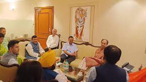 Mumbai: Delhi CM Arvind Kejriwal meets Uddhav Thackeray to seek support for fight against Centre’s ordinance | Mumbai: Delhi CM Arvind Kejriwal meets Uddhav Thackeray to seek support for fight against Centre’s ordinance