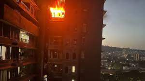 Mumbai: Fire breaks out on 15th floor of building in Ghatkopar area | Mumbai: Fire breaks out on 15th floor of building in Ghatkopar area