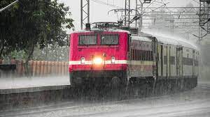 Train timings of Konkan railway network to change from June 10 to Oct 31 owing to monsoon | Train timings of Konkan railway network to change from June 10 to Oct 31 owing to monsoon