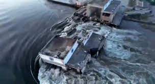 Major dam collapse in southern Ukraine triggers emergency | Major dam collapse in southern Ukraine triggers emergency