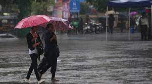 Mumbai: IMD predicts monsoon likely to hit city in 72 hours | Mumbai: IMD predicts monsoon likely to hit city in 72 hours