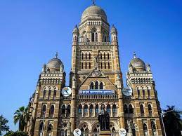 Bombay HC directs BMC to develop simple and temporary procedure to deal with open manholes | Bombay HC directs BMC to develop simple and temporary procedure to deal with open manholes Bombay HC directs BMC to develop simple and temporary procedure to deal with open manholes | Bombay HC directs BMC to develop simple and temporary procedure to deal with open manholes
