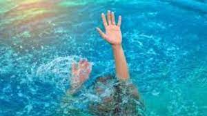 Mumbai: 14-year-old boy drowns in school swimming pool in presence of trainer | Mumbai: 14-year-old boy drowns in school swimming pool in presence of trainer