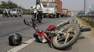 Maharashtra witnesses 7,700 two-wheeler rider deaths in 2022 | Maharashtra witnesses 7,700 two-wheeler rider deaths in 2022 Maharashtra witnesses 7,700 two-wheeler rider deaths in 2022 | Maharashtra witnesses 7,700 two-wheeler rider deaths in 2022