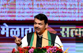 Devendra Fadnavis dares Uddhav Thackeray to put details of family properties in public domain | Devendra Fadnavis dares Uddhav Thackeray to put details of family properties in public domain Devendra Fadnavis dares Uddhav Thackeray to put details of family properties in public domain | Devendra Fadnavis dares Uddhav Thackeray to put details of family properties in public domain