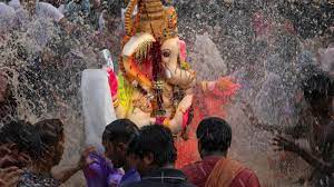 Will follow CPCB norms on idols immersion festivals: Maha govt to HC | Will follow CPCB norms on idols immersion festivals: Maha govt to HC