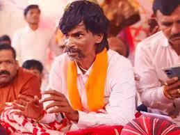 Mah govt delegation fails to convince Maratha quota activist Manoj Jarange who remains firm on continuing fast | Mah govt delegation fails to convince Maratha quota activist Manoj Jarange who remains firm on continuing fast Mah govt delegation fails to convince Maratha quota activist Manoj Jarange who remains firm on continuing fast | Mah govt delegation fails to convince Maratha quota activist Manoj Jarange who remains firm on continuing fast