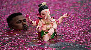 Hyderabad: 25,000 police personnel to oversee Ganesh idol immersion on September 28 | Hyderabad: 25,000 police personnel to oversee Ganesh idol immersion on September 28