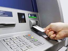 Kalyan: Ten persons booked for stealing Rs 25.65 lakh through ATM tampering | Kalyan: Ten persons booked for stealing Rs 25.65 lakh through ATM tampering