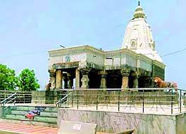 Sita temple in Yavatmal: A unique shrine without the idol of Lord Ram | Sita temple in Yavatmal: A unique shrine without the idol of Lord Ram