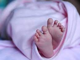 Thane: Brother-sister duo booked for abducting newborn | Thane: Brother-sister duo booked for abducting newborn