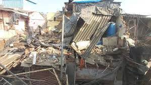 Mumbai: 45-year-old woman injured after house collapse in Dharavi | Mumbai: 45-year-old woman injured after house collapse in Dharavi