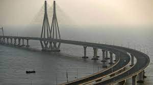 Mumbai: Man jumps from Bandra-Worli sea link, search operation launched | Mumbai: Man jumps from Bandra-Worli sea link, search operation launched