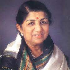 Special puja held at Lata Mangeshkar's residence for singer's speedy recovery | Special puja held at Lata Mangeshkar's residence for singer's speedy recovery