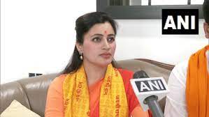 Hanuman Chalisa Controversy: Another FIR has been registered against, MLA Ravi Rana and his wife, MP Navneet Rana | Hanuman Chalisa Controversy: Another FIR has been registered against, MLA Ravi Rana and his wife, MP Navneet Rana Hanuman Chalisa Controversy: Another FIR has been registered against, MLA Ravi Rana and his wife, MP Navneet Rana | Hanuman Chalisa Controversy: Another FIR has been registered against, MLA Ravi Rana and his wife, MP Navneet Rana