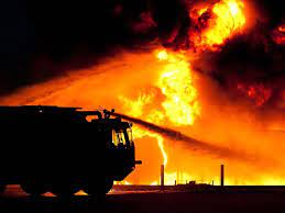 Thane: Fire breaks out at high-rise building in electricity meter room | Thane: Fire breaks out at high-rise building in electricity meter room Thane: Fire breaks out at high-rise building in electricity meter room | Thane: Fire breaks out at high-rise building in electricity meter room