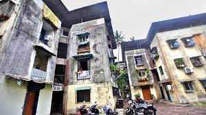 Navi Mumbai: Plaster collapses in building declared dangerous by NMMC | Navi Mumbai: Plaster collapses in building declared dangerous by NMMC Navi Mumbai: Plaster collapses in building declared dangerous by NMMC | Navi Mumbai: Plaster collapses in building declared dangerous by NMMC