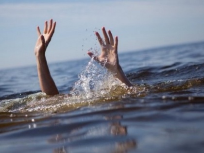 Palghar: 17-year-old boy drowns in water-filled quarry while trying to get cricket ball | Palghar: 17-year-old boy drowns in water-filled quarry while trying to get cricket ball
