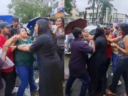Lonavala Viral Video: Drunk Women Fight on Old Mumbai–Pune Highway, Traffic Blocked (WATCH) | Lonavala Viral Video: Drunk Women Fight on Old Mumbai–Pune Highway, Traffic Blocked (WATCH)