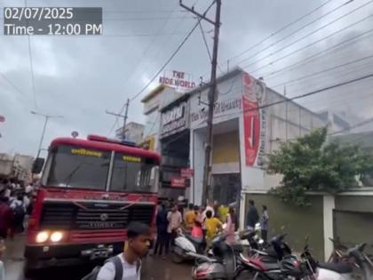 Chhattisgarh: Massive Fire Breaks Out at Indira Market in Durg | Chhattisgarh: Massive Fire Breaks Out at Indira Market in Durg