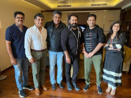 Randeep Hooda joins hands with Mohanlal for bilingual film, 'Mission Konkan' | Randeep Hooda joins hands with Mohanlal for bilingual film, 'Mission Konkan'
