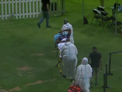 Andre Russell taken to hospital in a stretcher after nasty injury in PSL 6 | Andre Russell taken to hospital in a stretcher after nasty injury in PSL 6